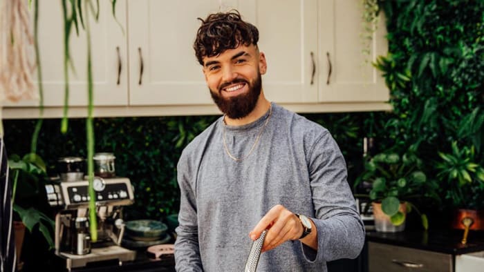 gaz-oakley-vegan-tour-pop-up